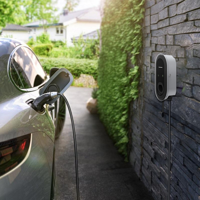 Giriş Akımı 0-32A Duvar Kutusu Tip 2 Üç Fazlı 32A Elektrikli Araba Şarj İstasyonu 7KW