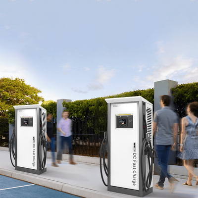 Benz EQA için üç fazlı AC 380V ± 20% Giriş Voltajı Çift Silahlı Seviye 2 EV Şarj cihazı