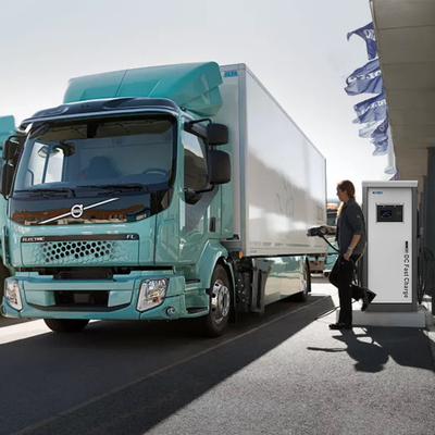 Üç fazlı AC 380V±20% giriş voltajı için uygun CCS tip 1 EV şarj istasyonu