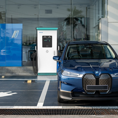 240KW DC çıkış akımı 60kw CCS Chademo EV şarj cihazı Ocpp16.j Çift silahlı hızlı şarj cihazı