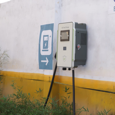 RS485 Noktadan Noktaya İletişim 30kW DC Shenzhen Şarj Yığınları için 3. Seviye Hızlı Şarj Aracı