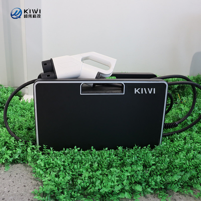 Alışveriş merkezinde Hyundai Ioniq 5 için 7KW güç çıkışı elektrikli araç şarj cihazı