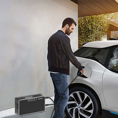 Alışveriş merkezinde Hyundai Ioniq 5 için 7KW güç çıkışı elektrikli araç şarj cihazı