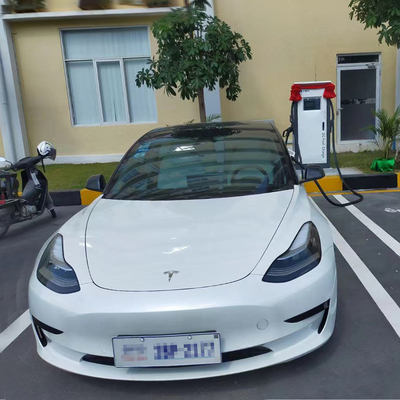 120kw 3 fazlı elektrikli araba gücü Hızlı şarj istasyonu Chademo CCS1 CCS Tip 2 Hızlı DC EV şarj cihazı